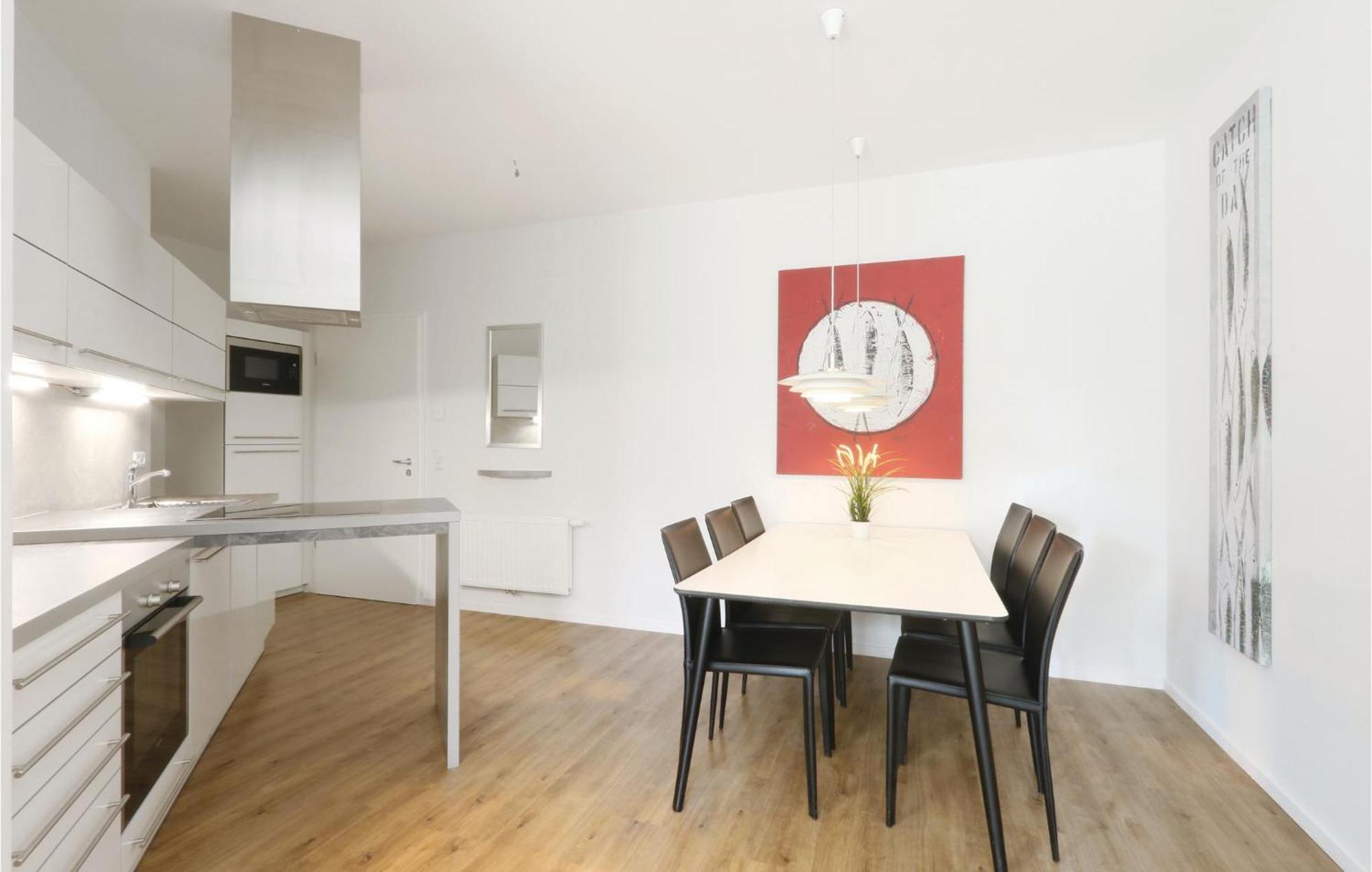 Cozy Apartment In Luebeck Travemuende With Sauna Extérieur photo