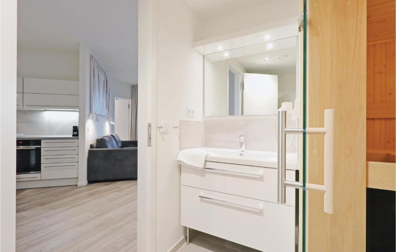 Cozy Apartment In Luebeck Travemuende With Sauna Extérieur photo