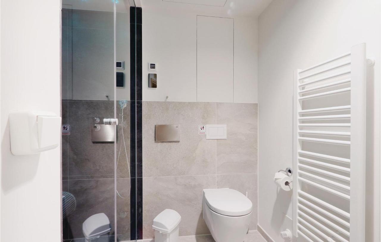 Cozy Apartment In Luebeck Travemuende With Sauna Extérieur photo
