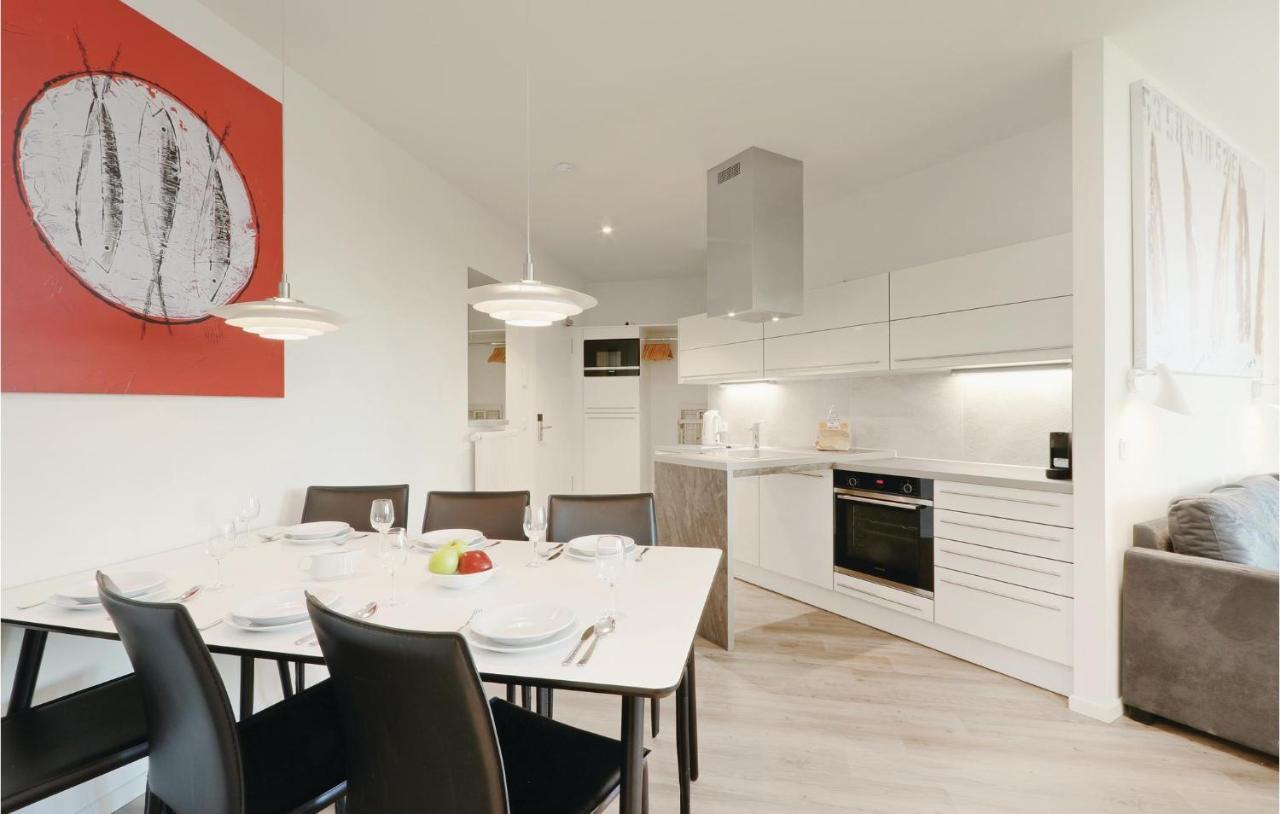 Cozy Apartment In Luebeck Travemuende With Sauna Extérieur photo